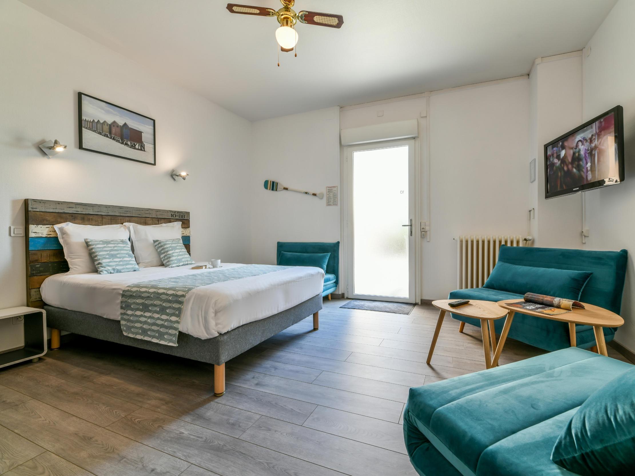 Logis Hostellerie Du Neez Gan エクステリア 写真