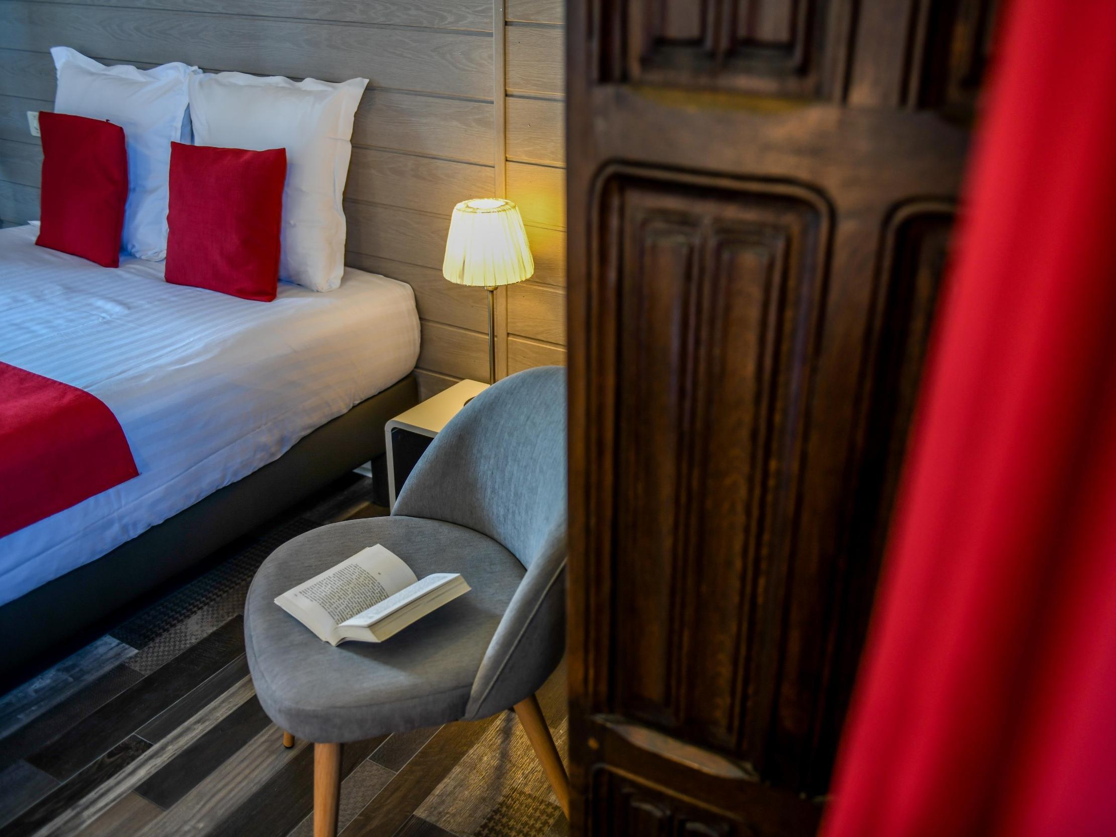 Logis Hostellerie Du Neez Gan エクステリア 写真