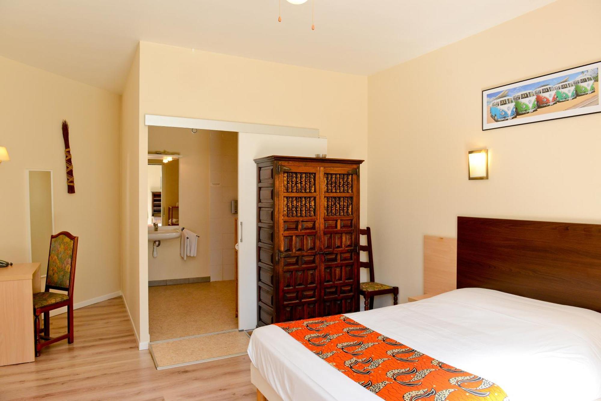 Logis Hostellerie Du Neez Gan エクステリア 写真