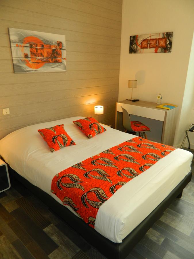 Logis Hostellerie Du Neez Gan エクステリア 写真