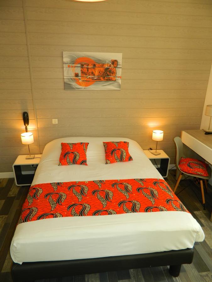Logis Hostellerie Du Neez Gan エクステリア 写真
