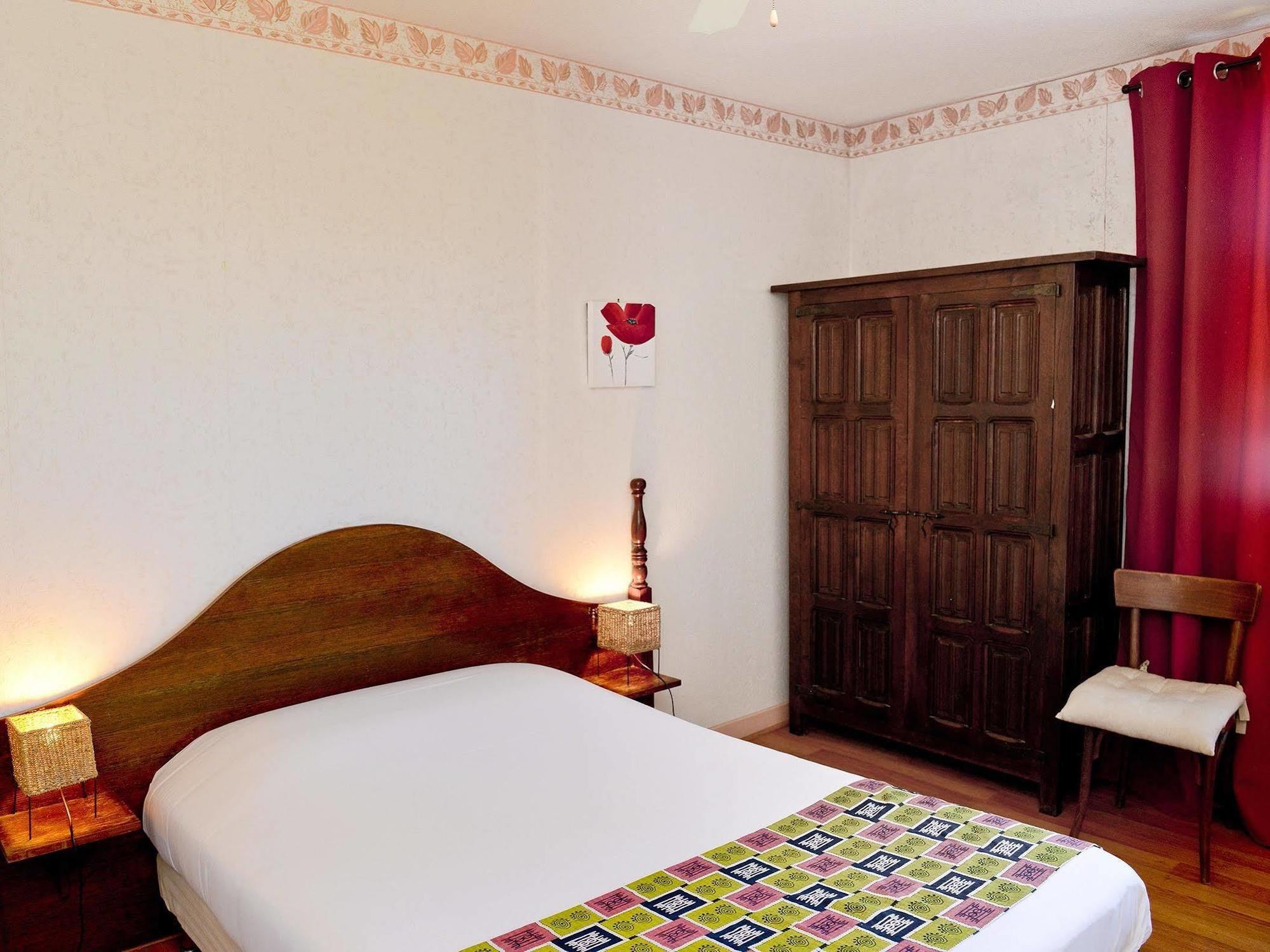 Logis Hostellerie Du Neez Gan エクステリア 写真
