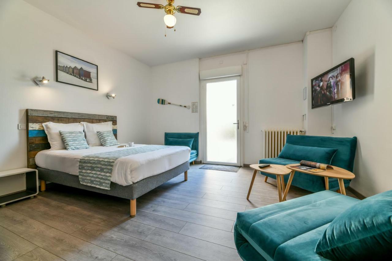 Logis Hostellerie Du Neez Gan エクステリア 写真