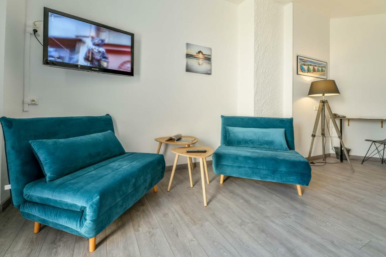 Logis Hostellerie Du Neez Gan エクステリア 写真